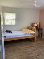 Building Photo - 3107 S Fox St