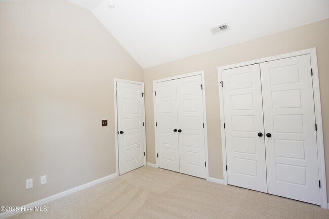 Building Photo - 130 Timberhurst Ct