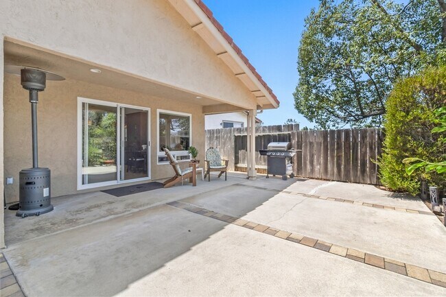 Building Photo - 1115 Sayles Ct