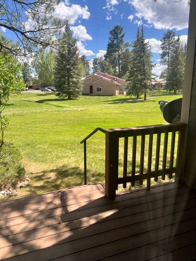 Building Photo - Pinon Condo with lock off bedroom