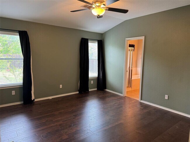 Building Photo - 328 Altamont St