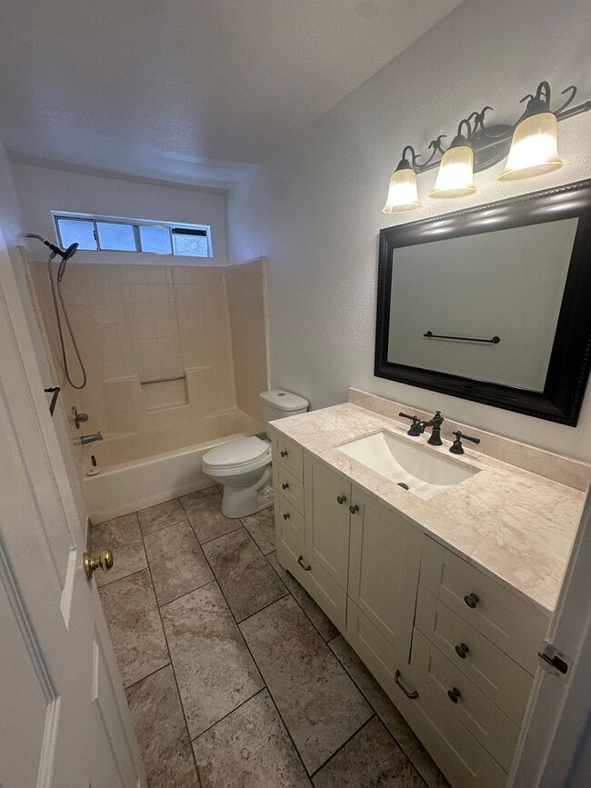 Building Photo - Spacious 4-Bedroom Home with Pool