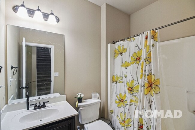 Building Photo - Stunning 6BR House in Cumming