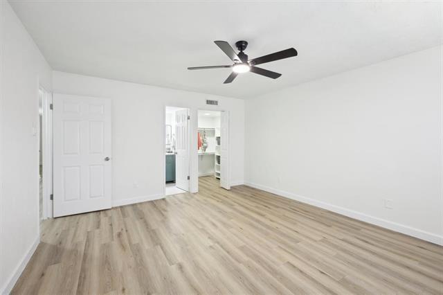 Building Photo - 904 Middle Cove Dr