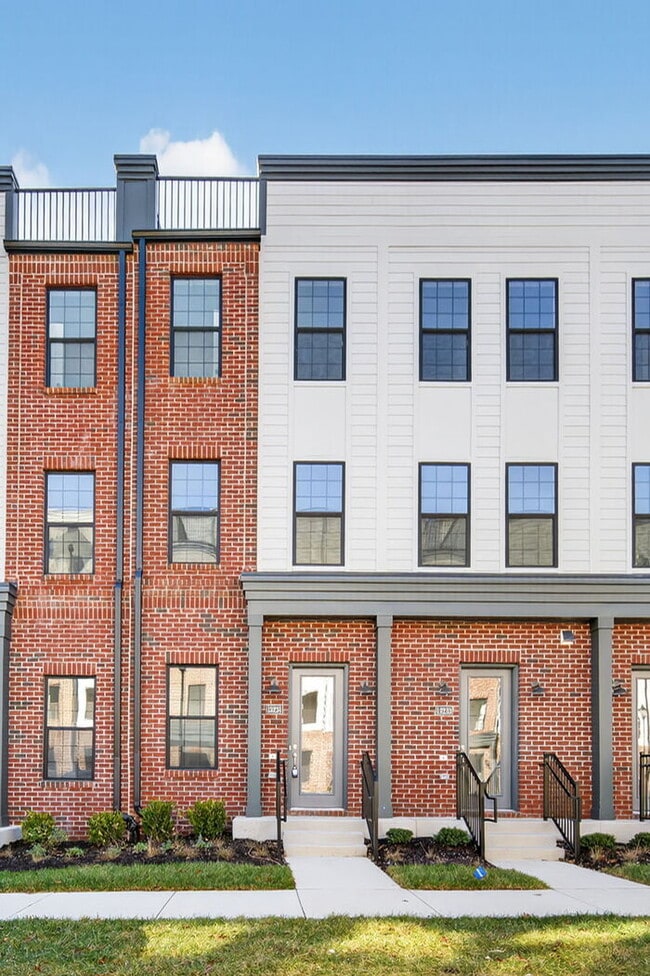 Building Photo - Be the First to Live Here! Brand-New 3BR Condo in Coalfield Station – Modern Living in the Heart ...