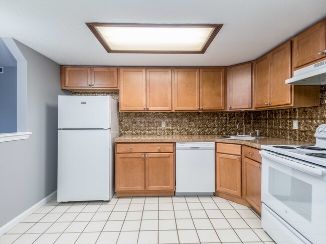 Kitchen - Oak Ridge Estates