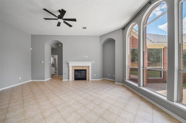 Building Photo - 24910 Crystal Stone Ln