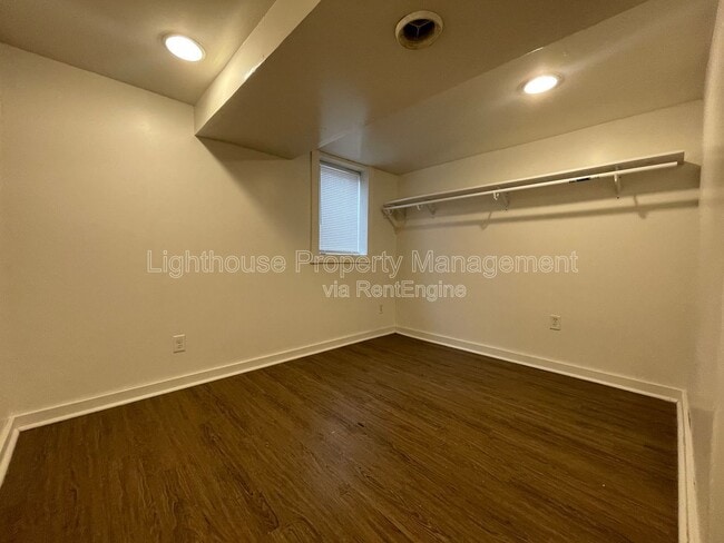 Building Photo - 1471 Brookmark St SE