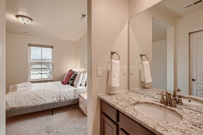 Building Photo - 20031 W 95th Pl