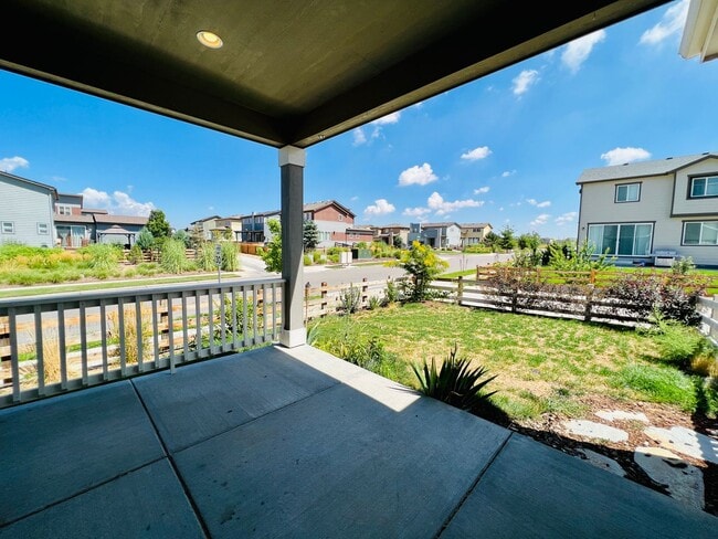 Building Photo - $0 DEPOSIT OPTION. INVITING 3 BED HOME IN EASTPOINT PARK, NORTH COMMERCE CITY