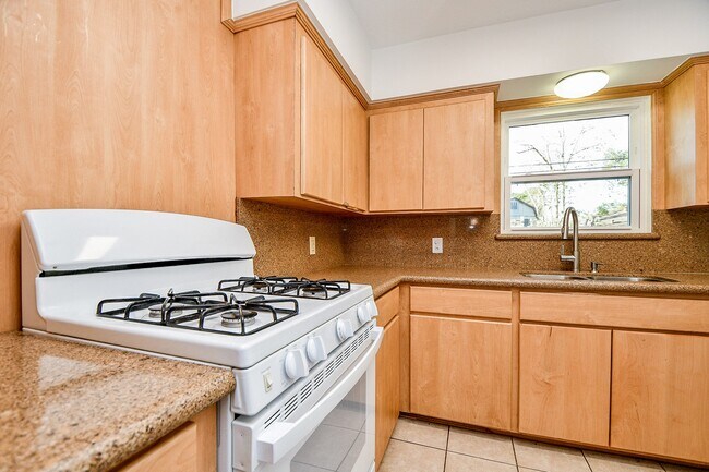 Building Photo - 9534 Kerrwood Ln