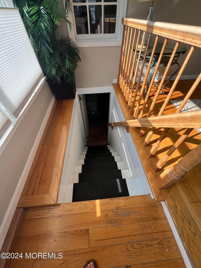 Building Photo - 509 Riverwood Park