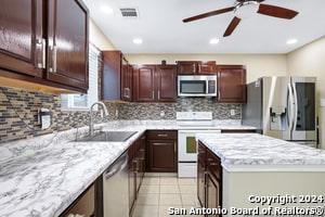 Building Photo - 6026 Campstool Rd