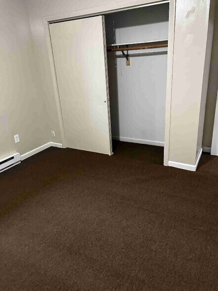 Building Photo - 609 Woodtick Rd