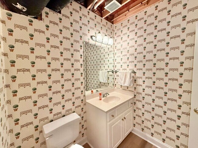 Building Photo - 3021 Hickory Tree Pl