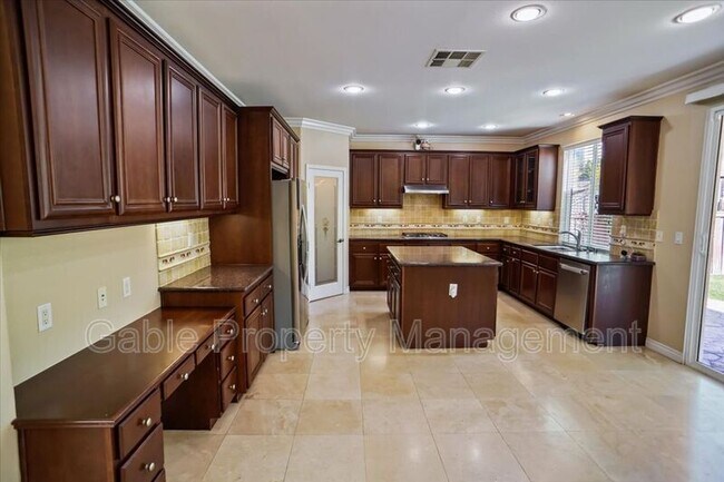Building Photo - 17764 Sweetgum Ln
