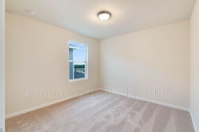Building Photo - 7726 Syracuse Dr
