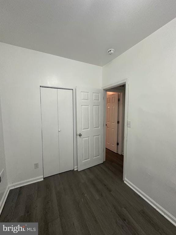 Building Photo - 1127 W 2nd St