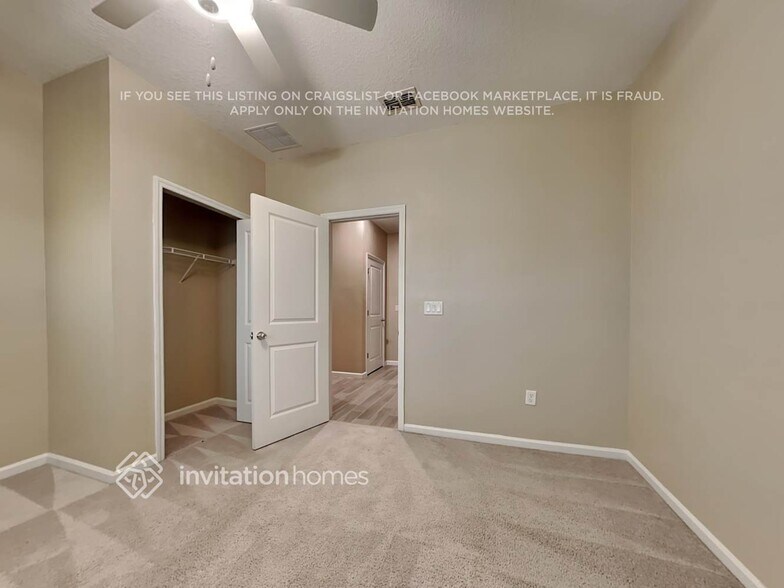 Building Photo - 9854 Lemon Grass Ln