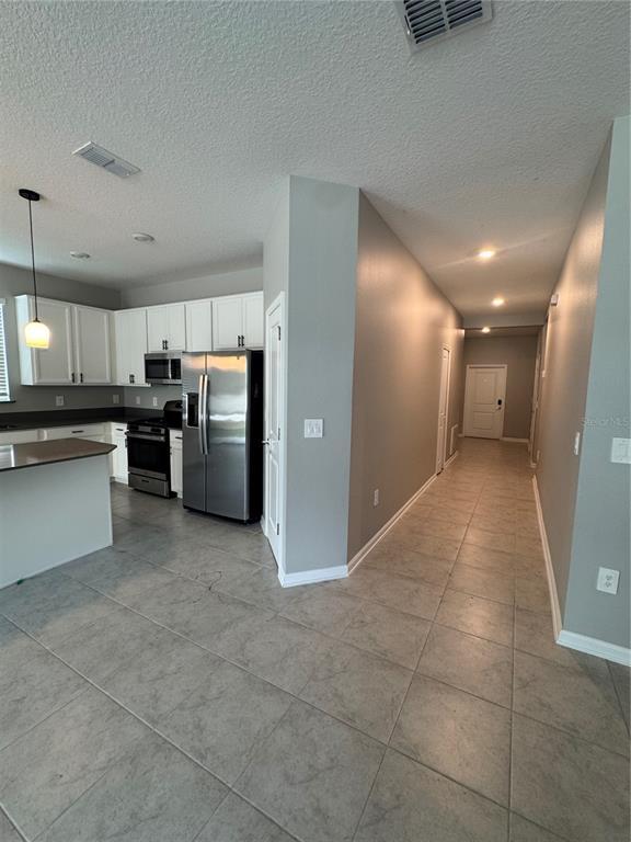 Building Photo - 26059 Bristleleaf Ct
