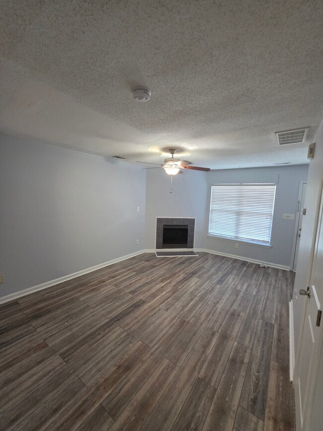 Building Photo - 2093 Brandymill Ln