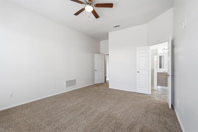 Building Photo - 2661 Redcedar Dr