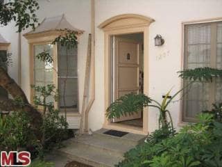 Building Photo - 1207 S Ogden Dr