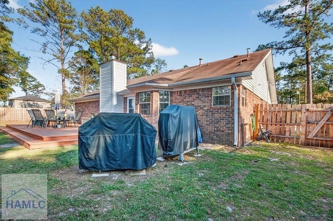 Building Photo - 606 Windhaven Dr