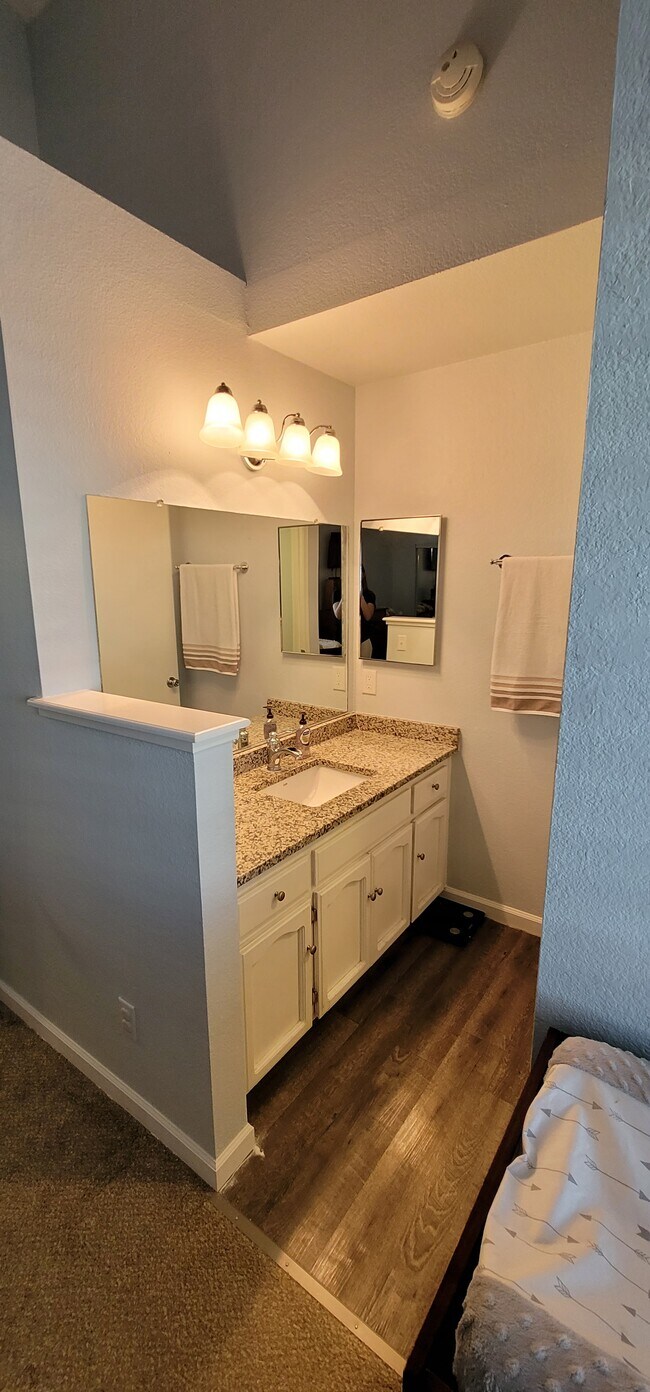 Building Photo - 2373 Dawn Way