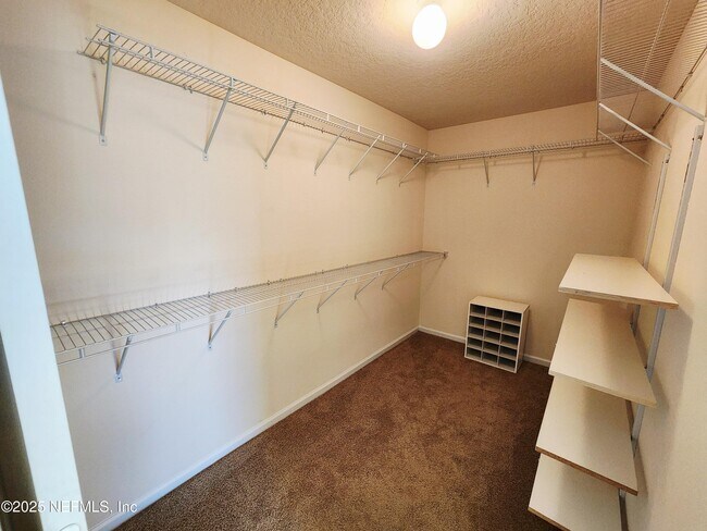 Building Photo - 99 Bush Pl