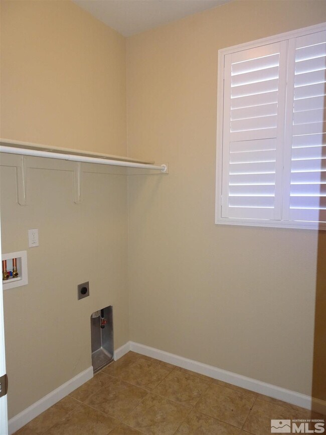 Building Photo - 494 Merganser Ln