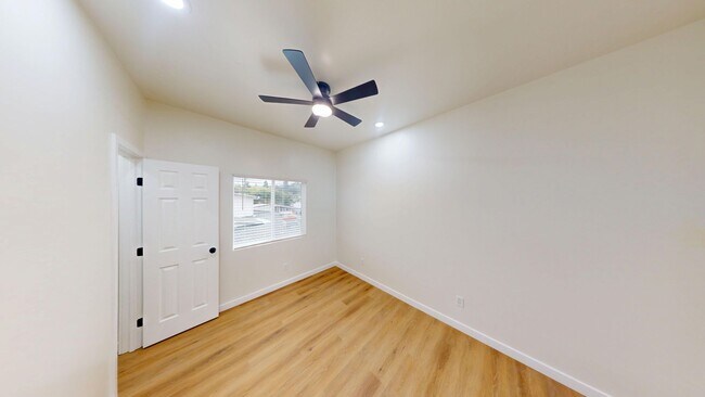 Building Photo - 5418-5420 Baja Drive