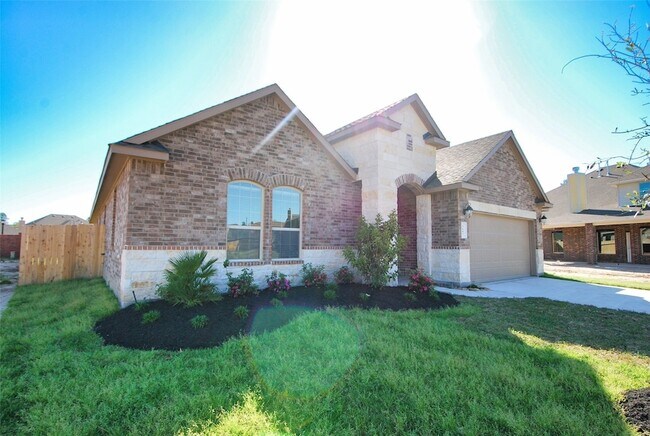 Building Photo - 5607 S Denham Ridge Ln