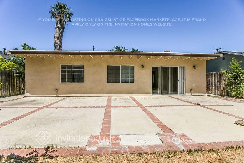 Building Photo - 7318 Zelzah Ave