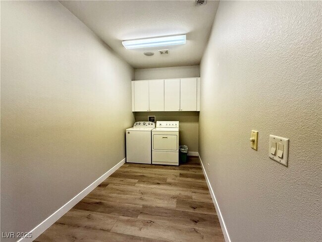 Building Photo - 101 Emerald Dunes Cir