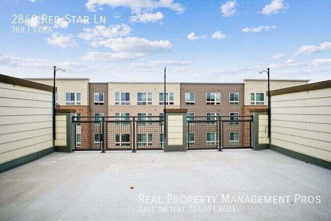 Building Photo - 2840 Red Star Ln