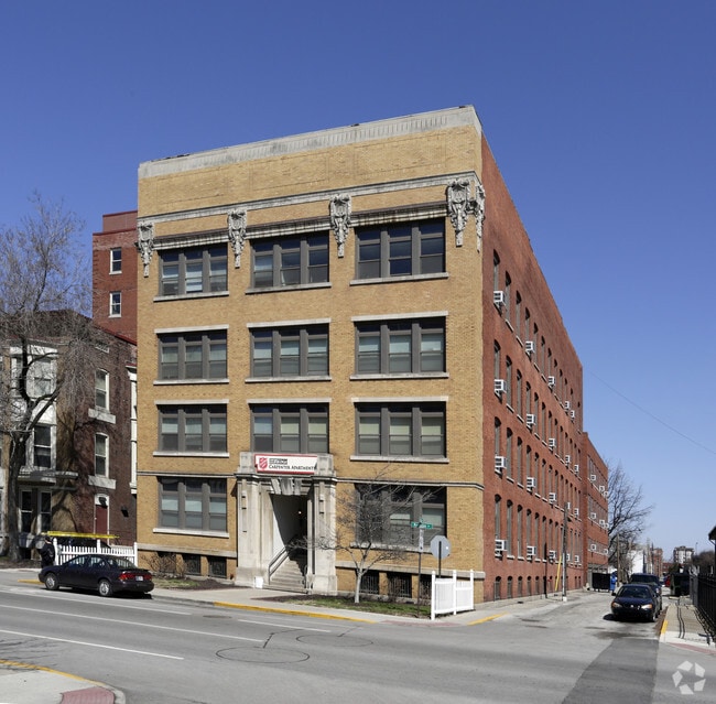 Carpenter Apartments 222 E Michigan St Indianapolis IN 46204