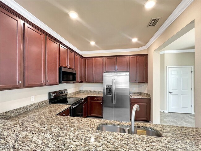 Building Photo - 8895 Via Isola Court