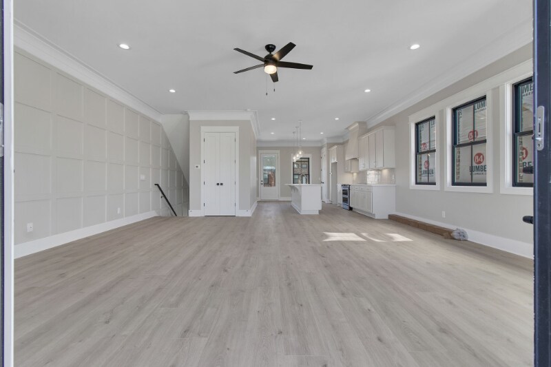 Building Photo - 1435 Doc Johns Blvd