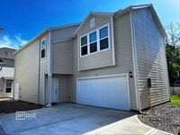 Building Photo - BRUNSWICK