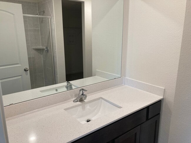 Building Photo - 3007 Boran Dr