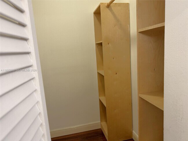 Building Photo - 55 Ocean Ln Dr