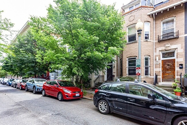 Building Photo - 1726 Willard St NW