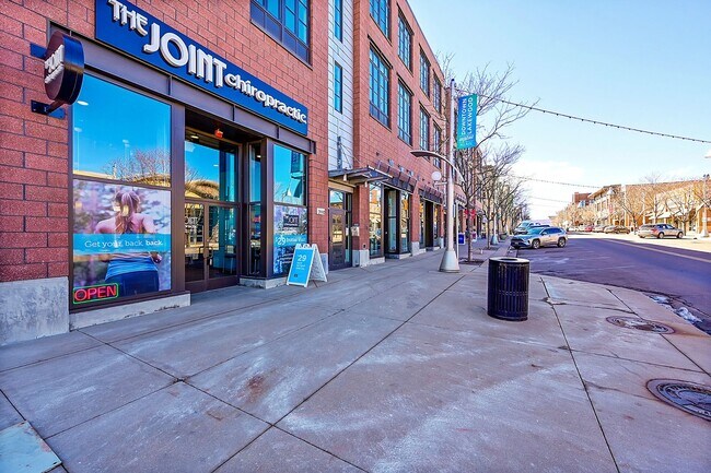 Building Photo - 7080 W Alaska Dr