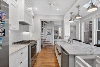 Building Photo - 15 Mt Vernon St