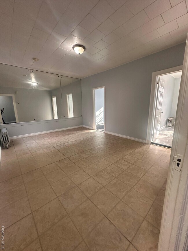 Building Photo - 110-11 101st Ave