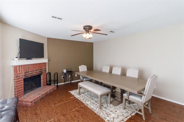 Building Photo - 2700 Peach Dr