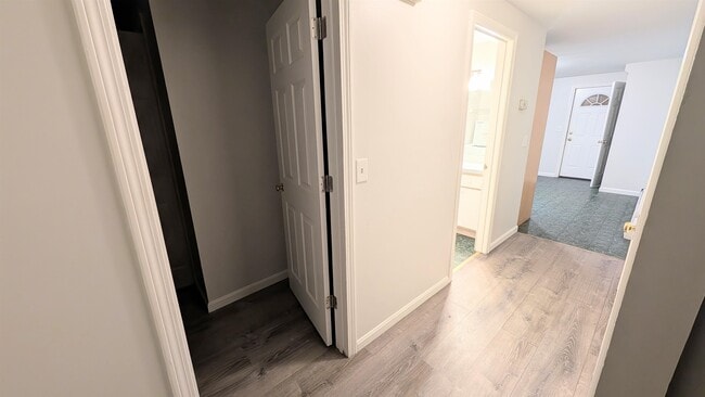 Building Photo - 266 Bell St