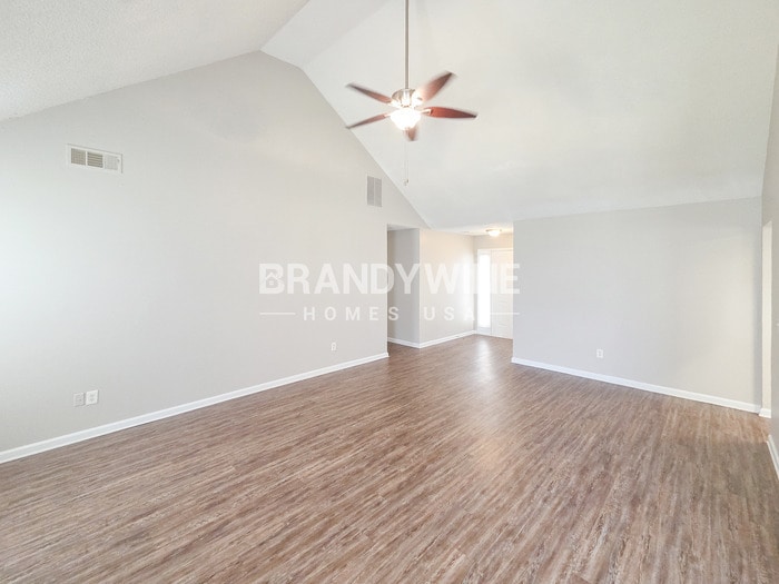 Building Photo - 2056 Registry Pl