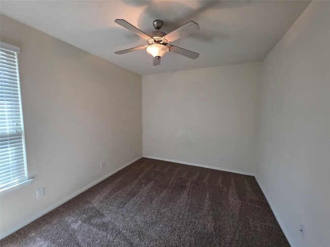 Building Photo - 14046 Sand Ridge Crossing